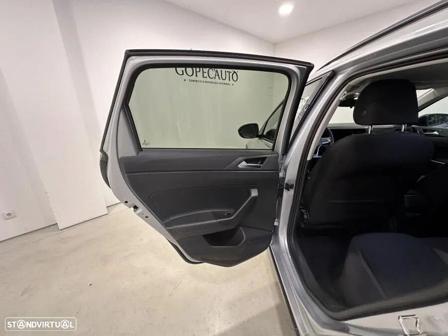 VW Taigo 1.0 TSI Urban DSG - 30