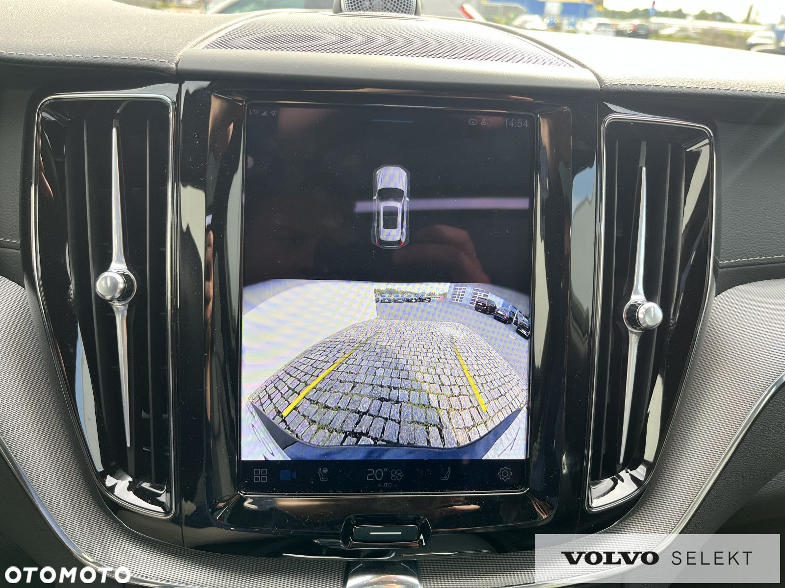 Volvo XC 60 - 21