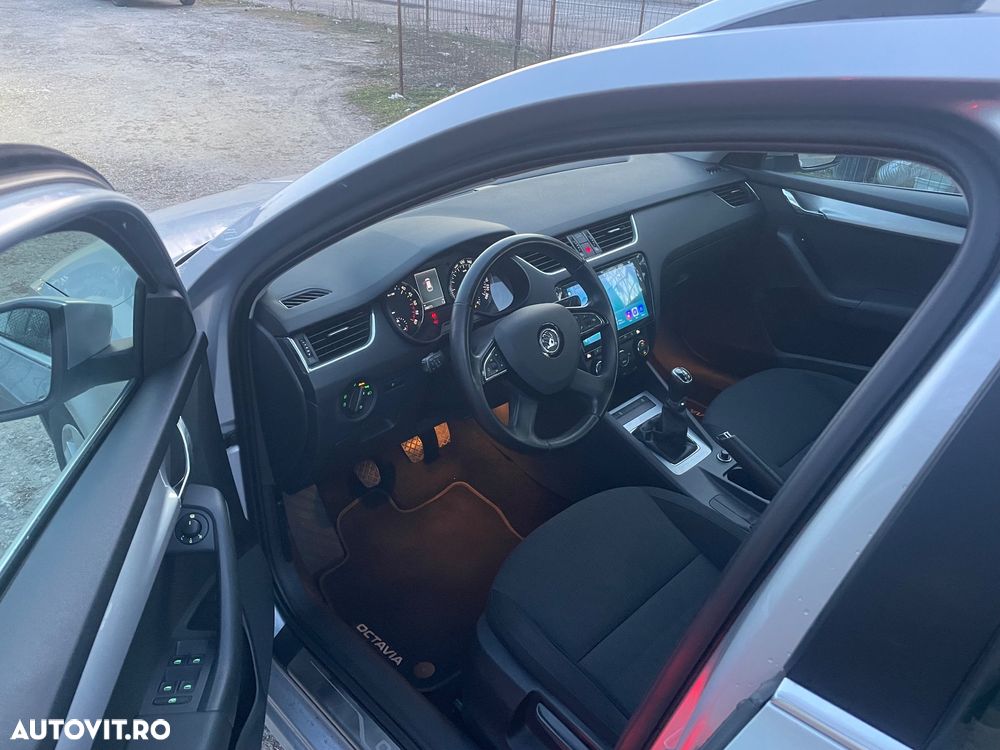 Skoda Octavia - 16