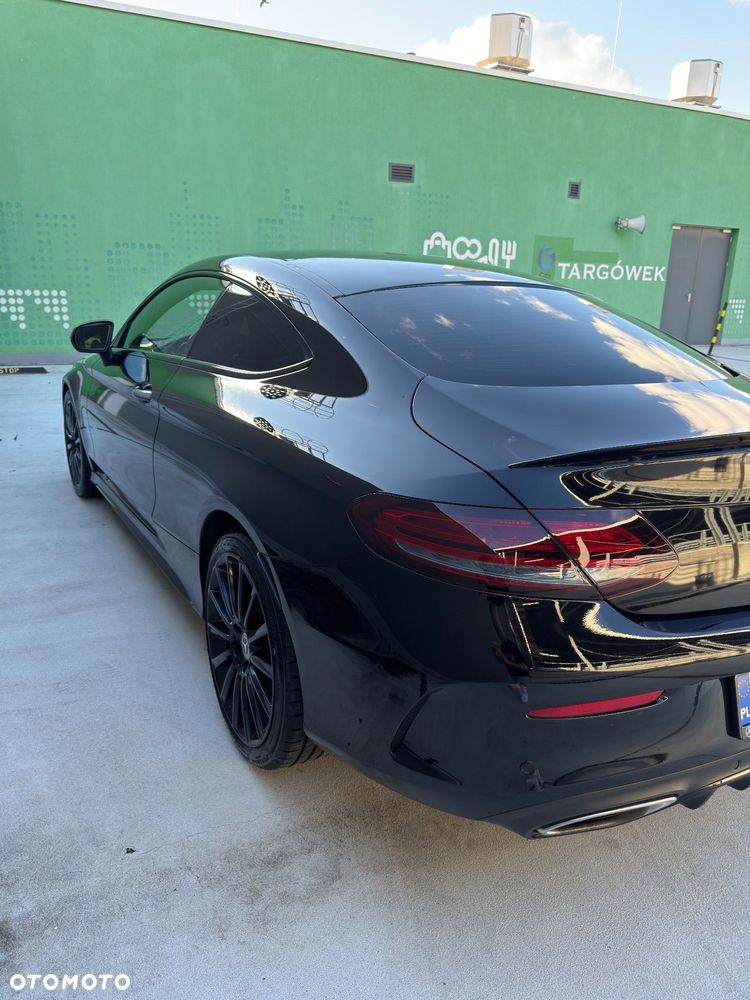 Mercedes-Benz Klasa C 300 9G-TRONIC - 7
