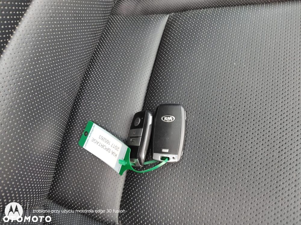 Kia Sportage 2,0 CRDI AWD GT Line - 19