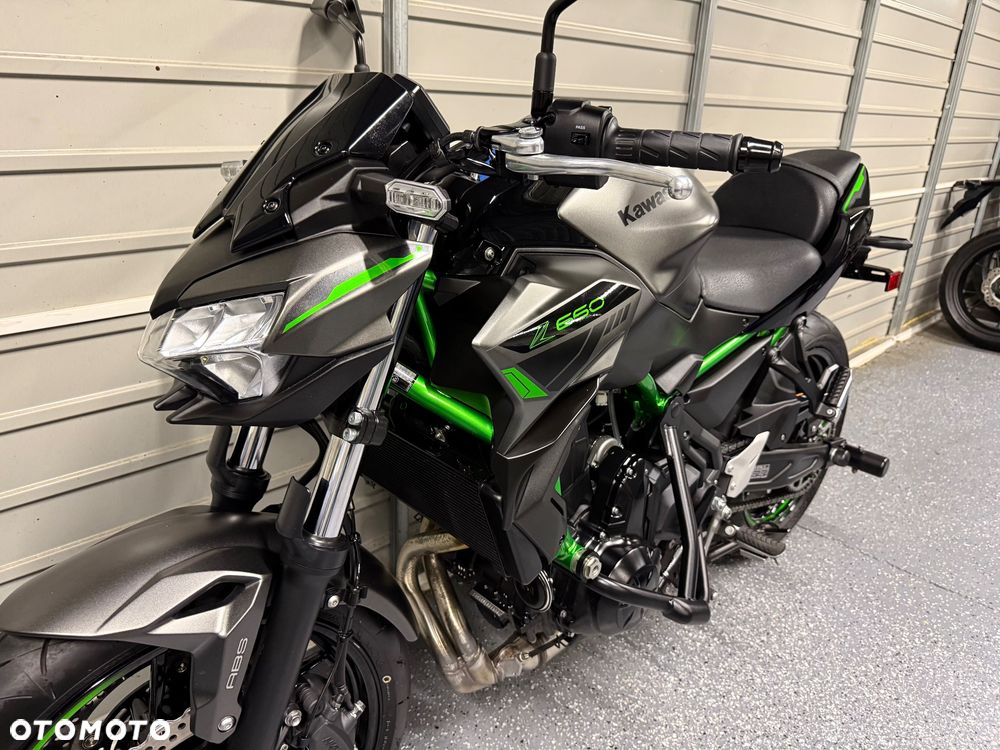 Kawasaki Z - 17