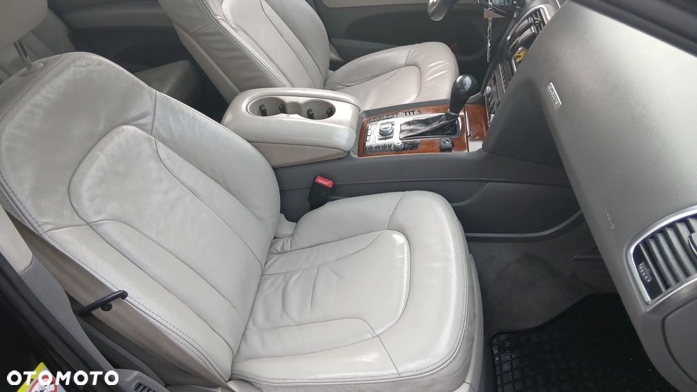 Audi Q7 - 9