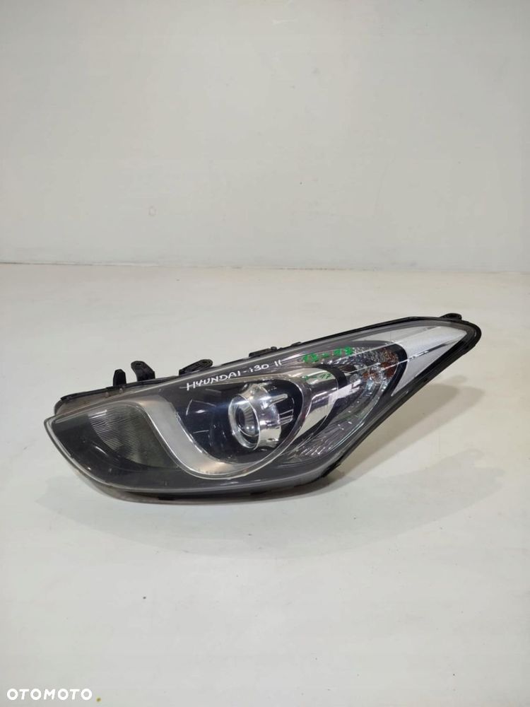 LAMPA LEWA PRZÓD PRZEDNIA I30 II 12-17 - 1