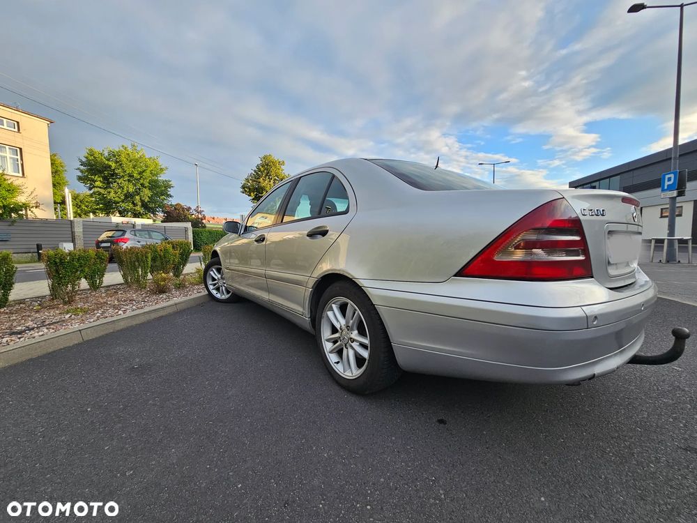 Mercedes-Benz Klasa C 200 T CDI Classic - 6