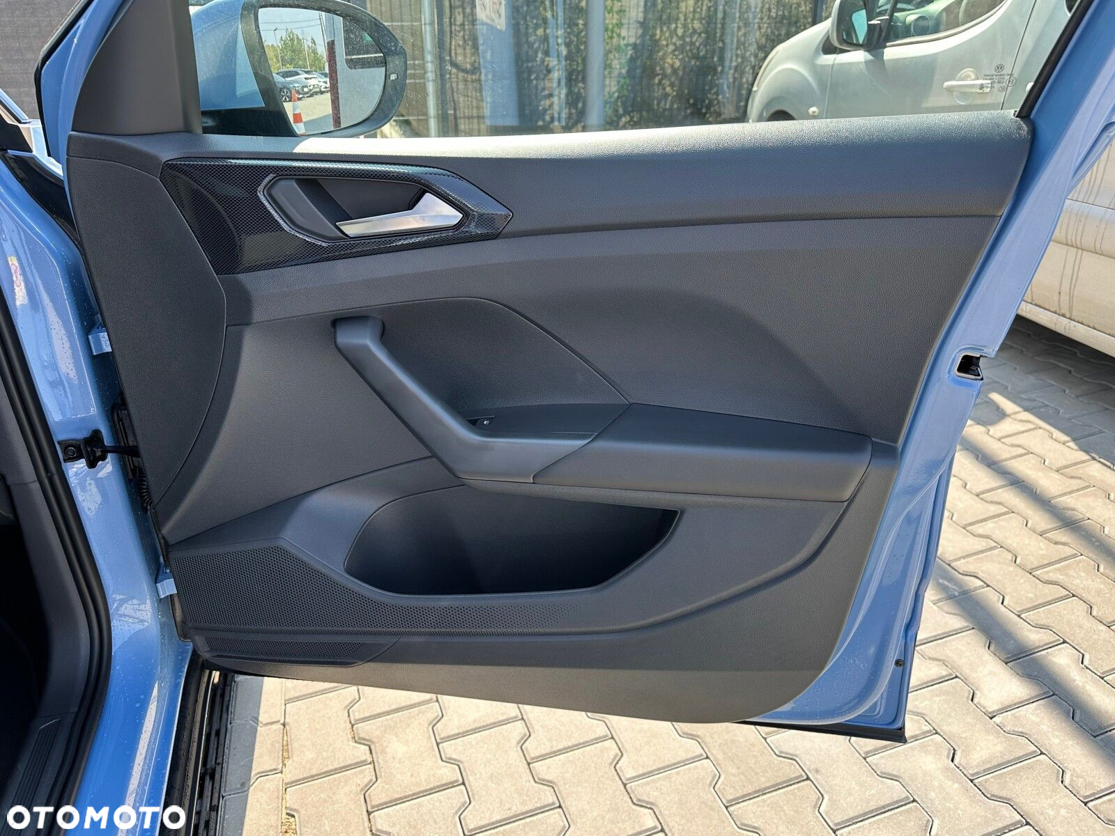 Volkswagen T-Cross 1.0 TSI Life Plus DSG - 17