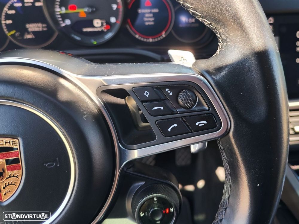 Porsche Cayenne E-Hybrid - 17