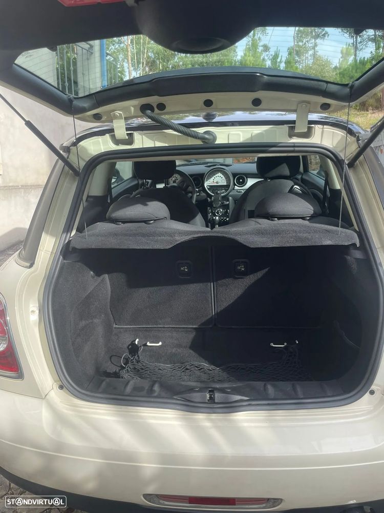 MINI 3 Portas - 21