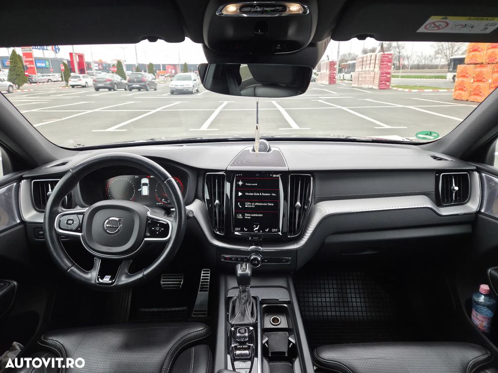 Volvo XC 60 D4 AWD Geartronic RDesign - 18