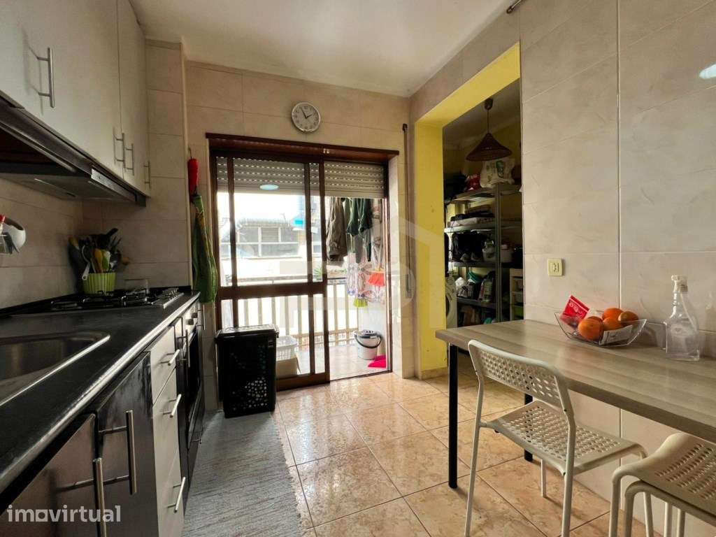 Apartamento T2 em Vila Verde - Grande imagem: 2/12