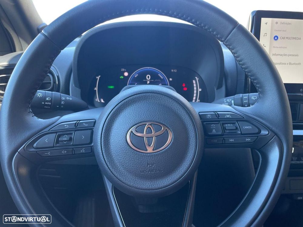 Toyota Yaris Cross 1.5 Hybrid Exclusive - 14