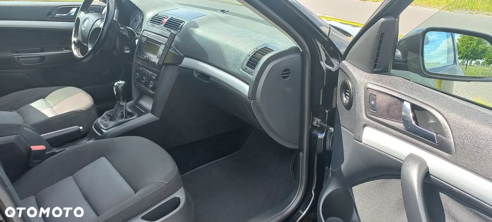 Skoda Octavia 1.6 Ambiente - 6