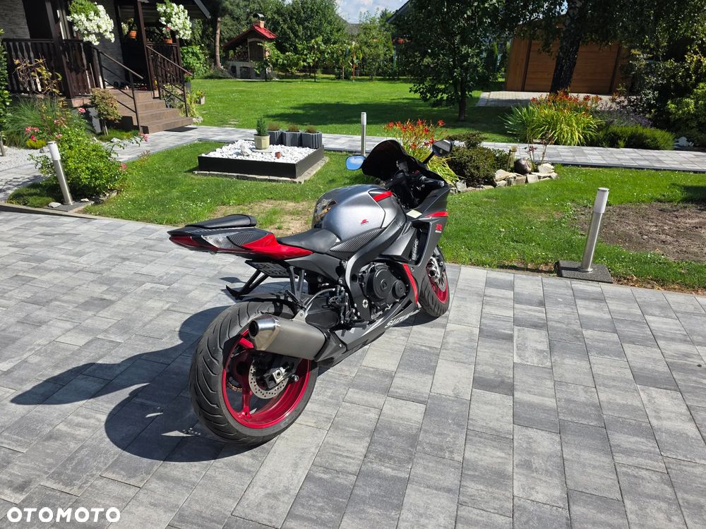Suzuki GSX-R - 5
