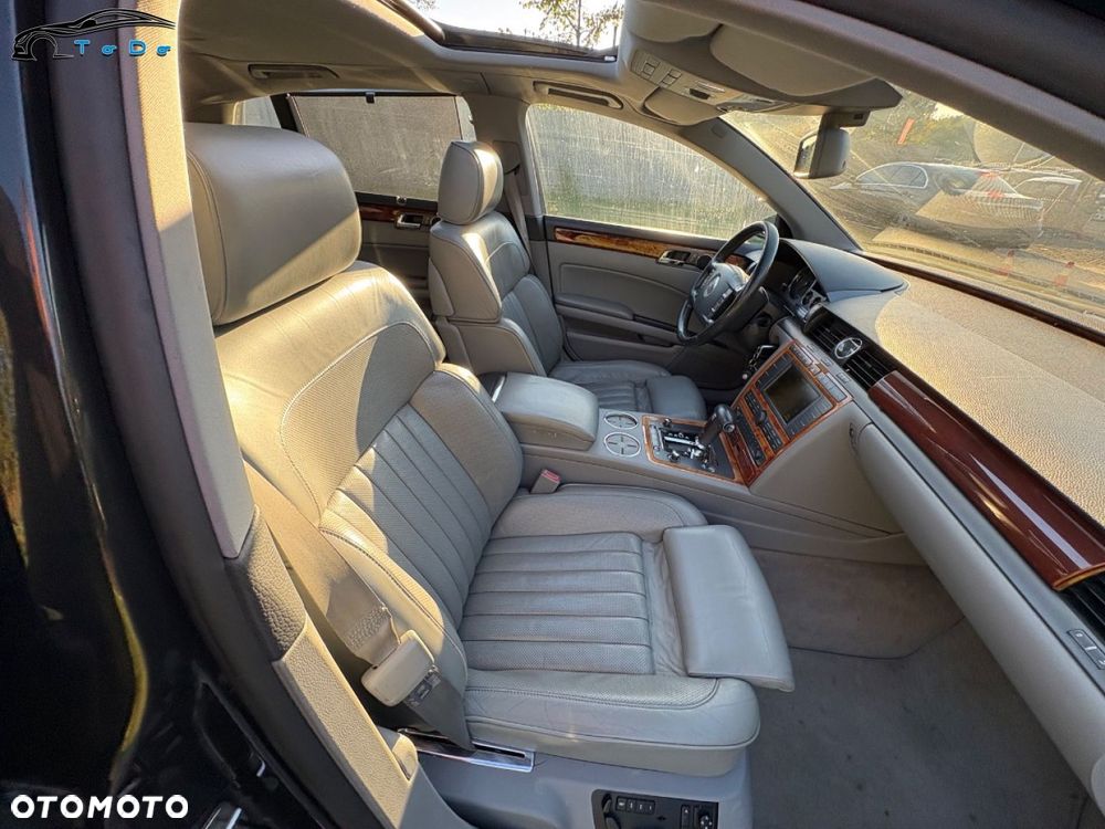 Volkswagen Phaeton - 34
