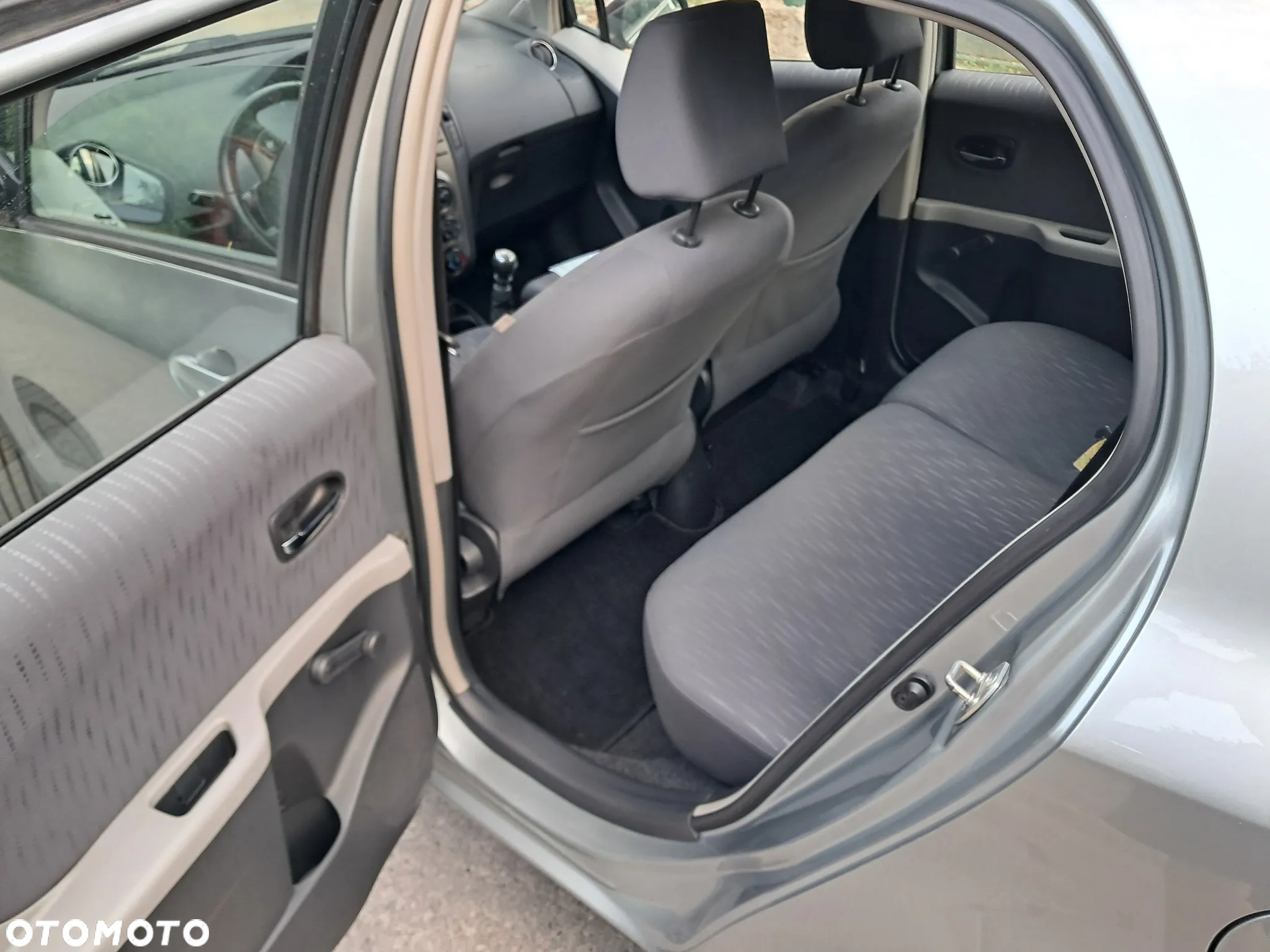 Toyota Yaris 1.33 Life - 12
