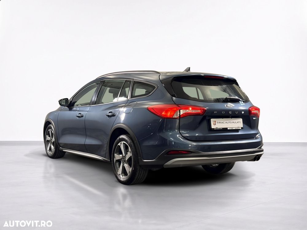 Ford Focus - 4