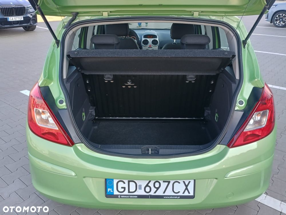 Opel Corsa 1.2 16V Enjoy - 16