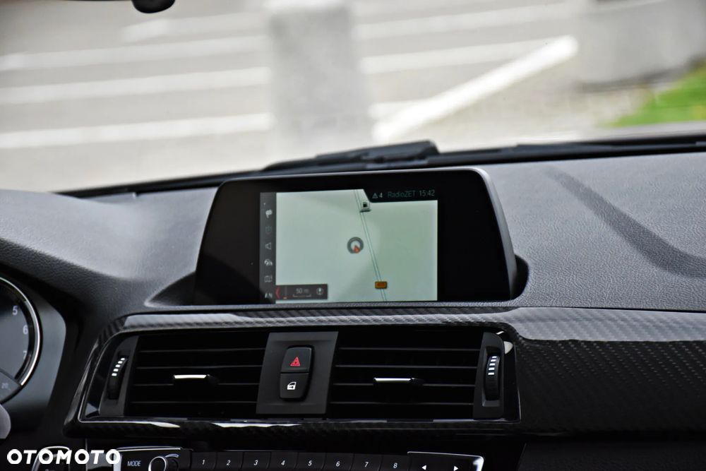 BMW Seria 1 118i Edition Metropolitan - 36