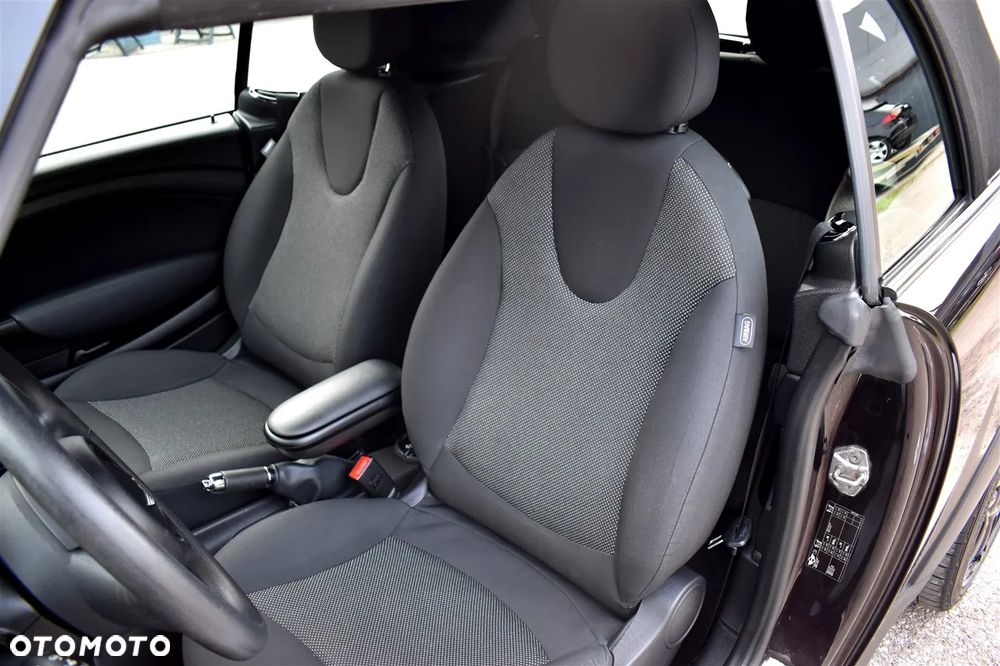 MINI Cooper Hyde Park - 19