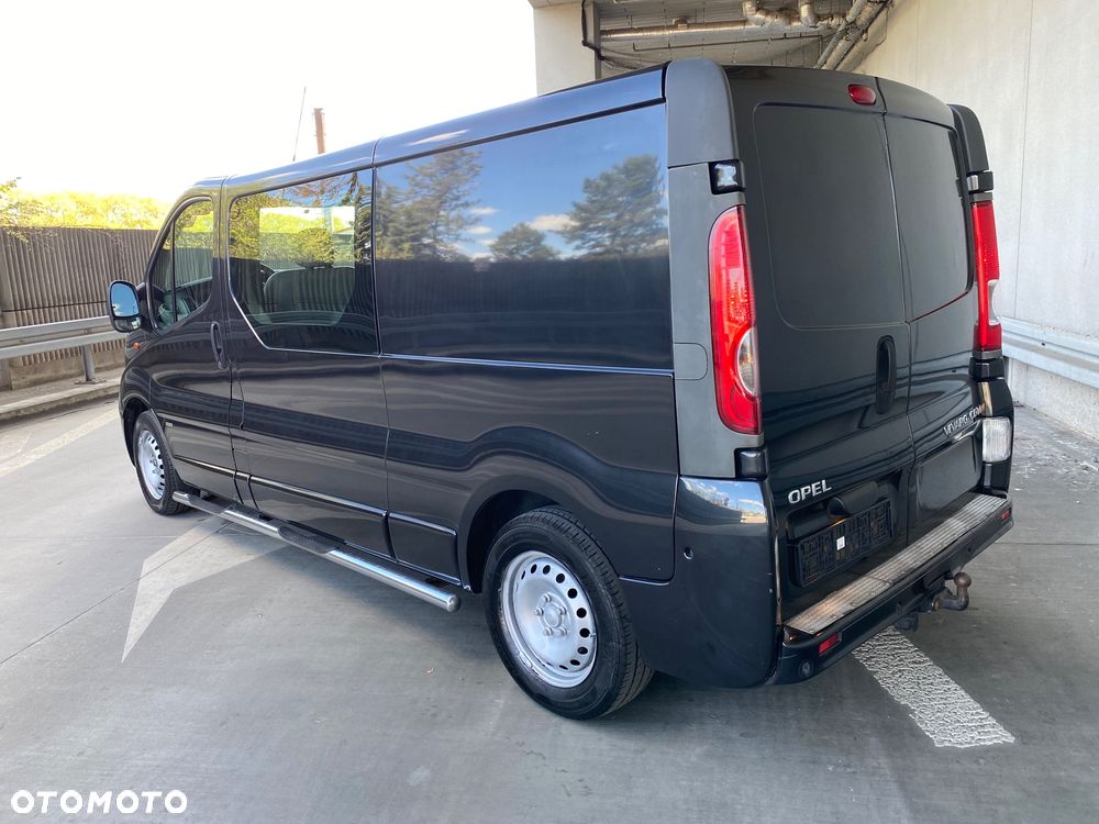 Opel Vivaro L2H1 2.9t - 7