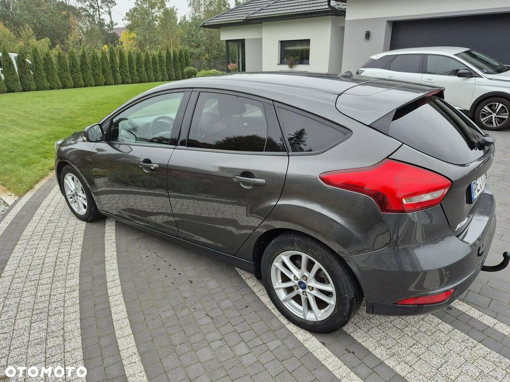 Ford Focus - 10