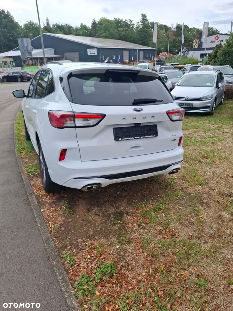 Ford Kuga - 2