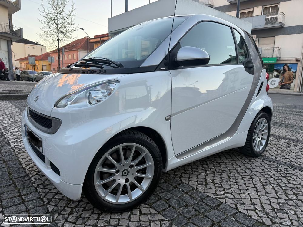Smart ForTwo Coupé cdi softouch passion dpf - 11