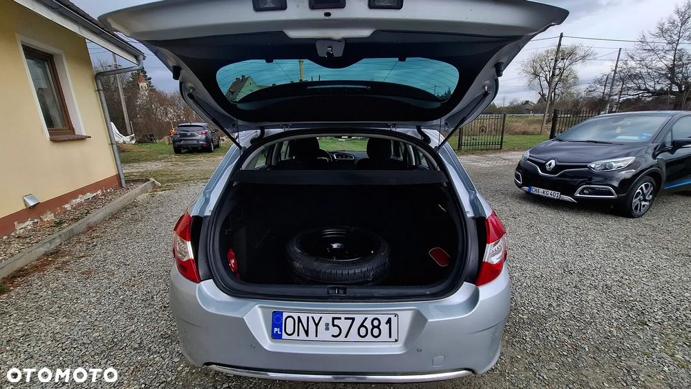 Citroën C4 VTi 95 Selection - 16