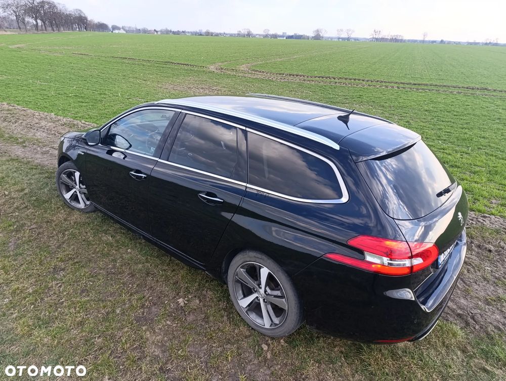Peugeot 308 - 4