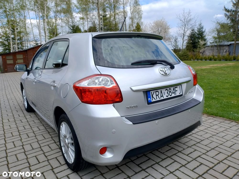 Toyota Auris 1.33 VVT-i - 9