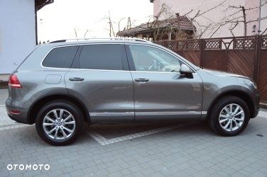 Volkswagen Touareg - 2