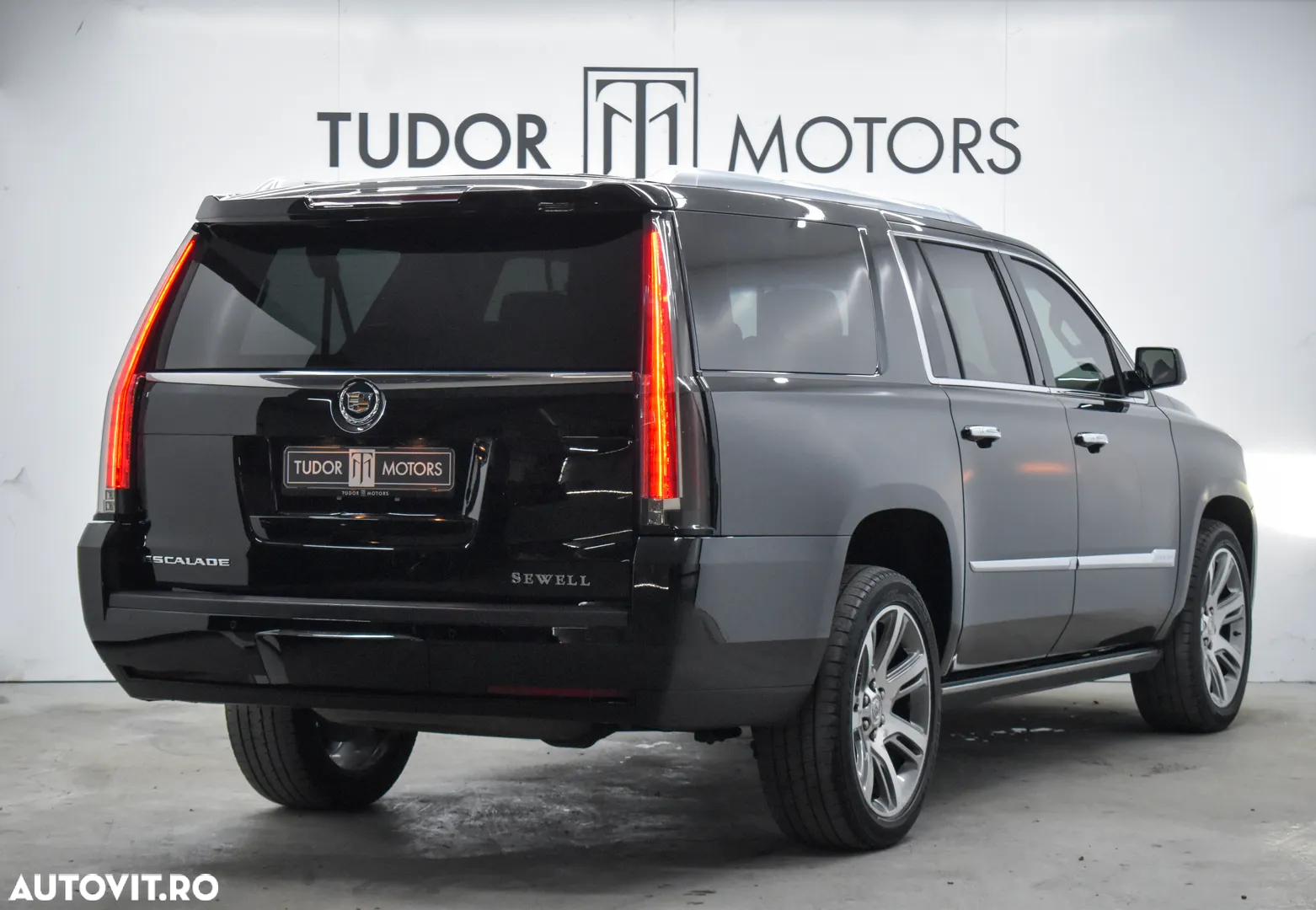 Cadillac Escalade 6.2 V8 Platinum - 4