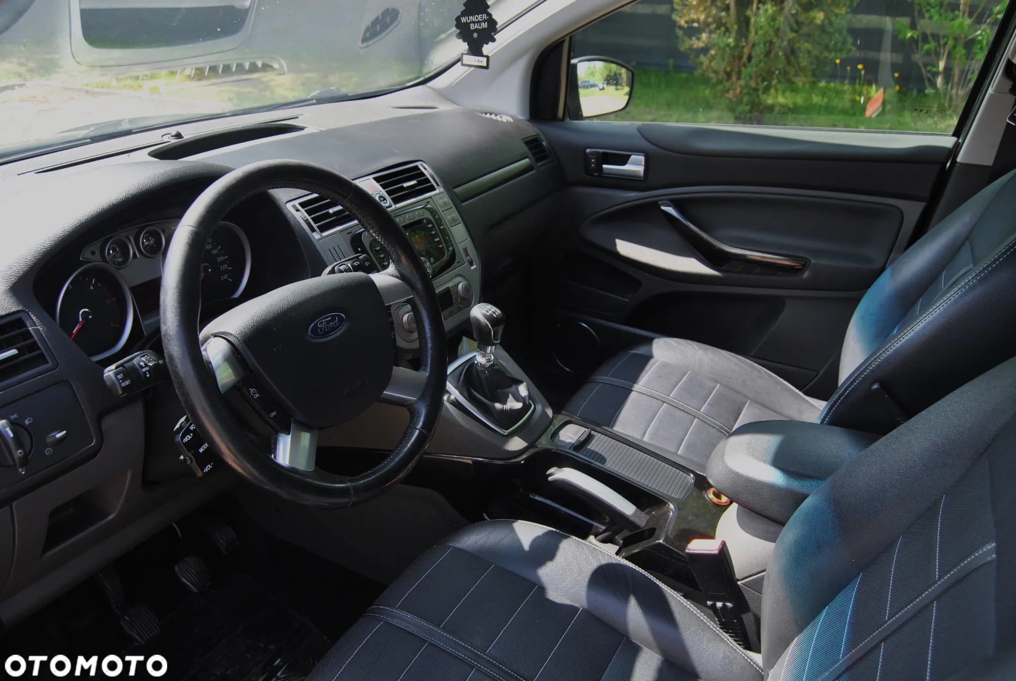 Ford Kuga 2.0 TDCi 4WD Titanium - 5