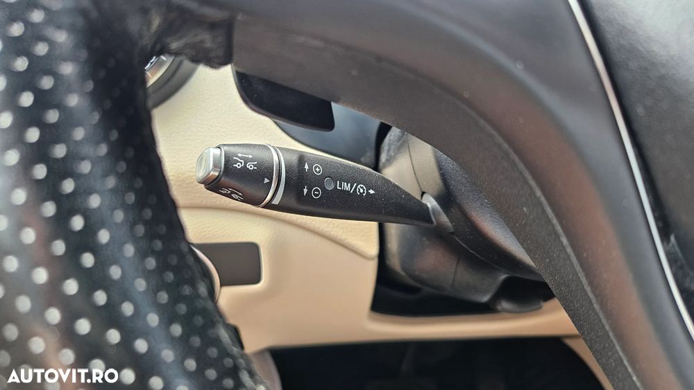 Mercedes-Benz CLA 200 - 25