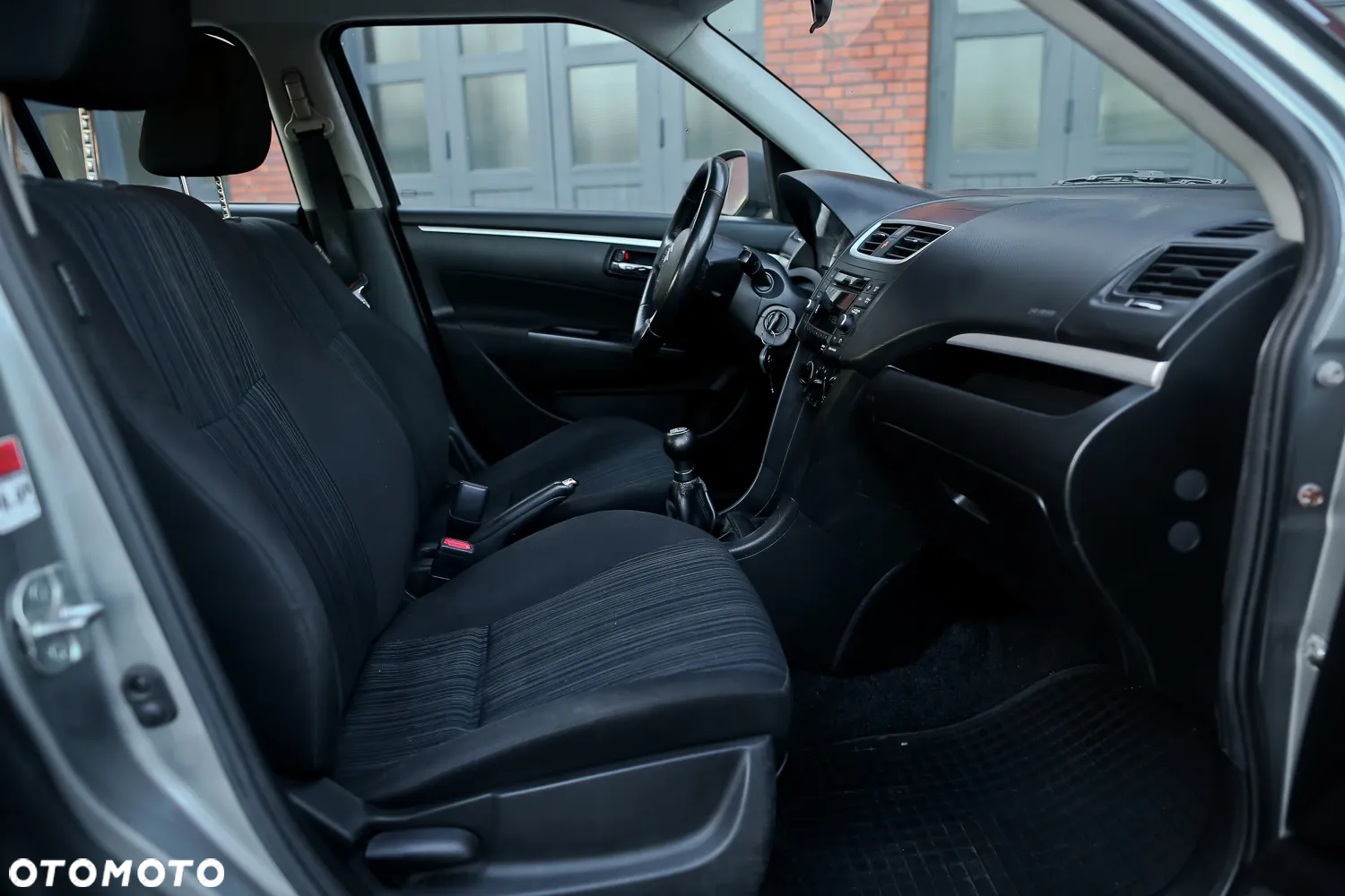 Suzuki Swift 1.2 Comfort Plus - 35