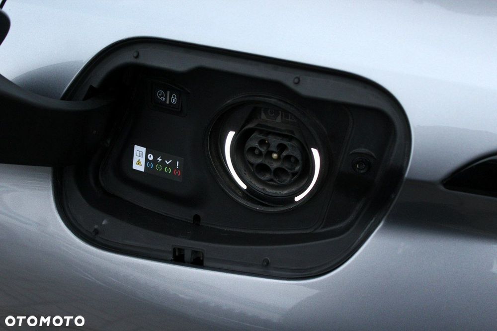 Peugeot 308 1.6 Hybrid PHEV Active Pack EAT8 - 17