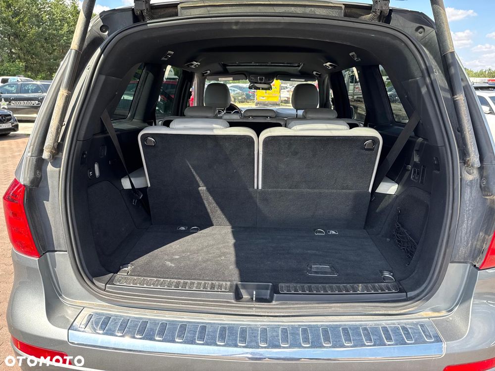 Mercedes-Benz GL - 30
