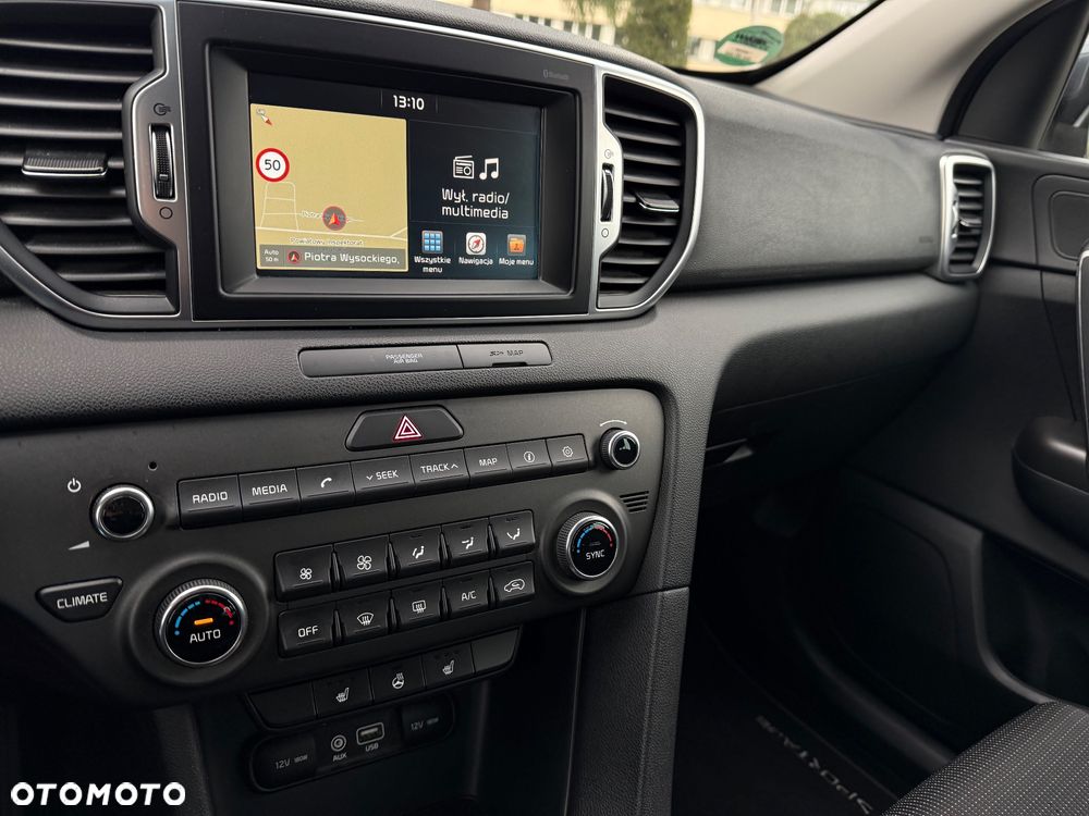 Kia Sportage 1.6 GDI 2WD Dream-Team Edition - 28