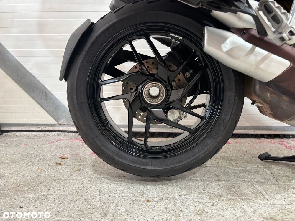Ducati Multistrada - 24