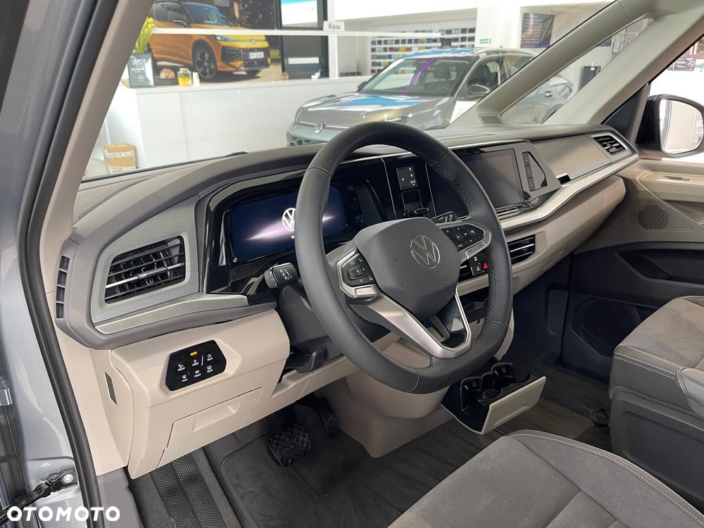 Volkswagen Multivan - 18