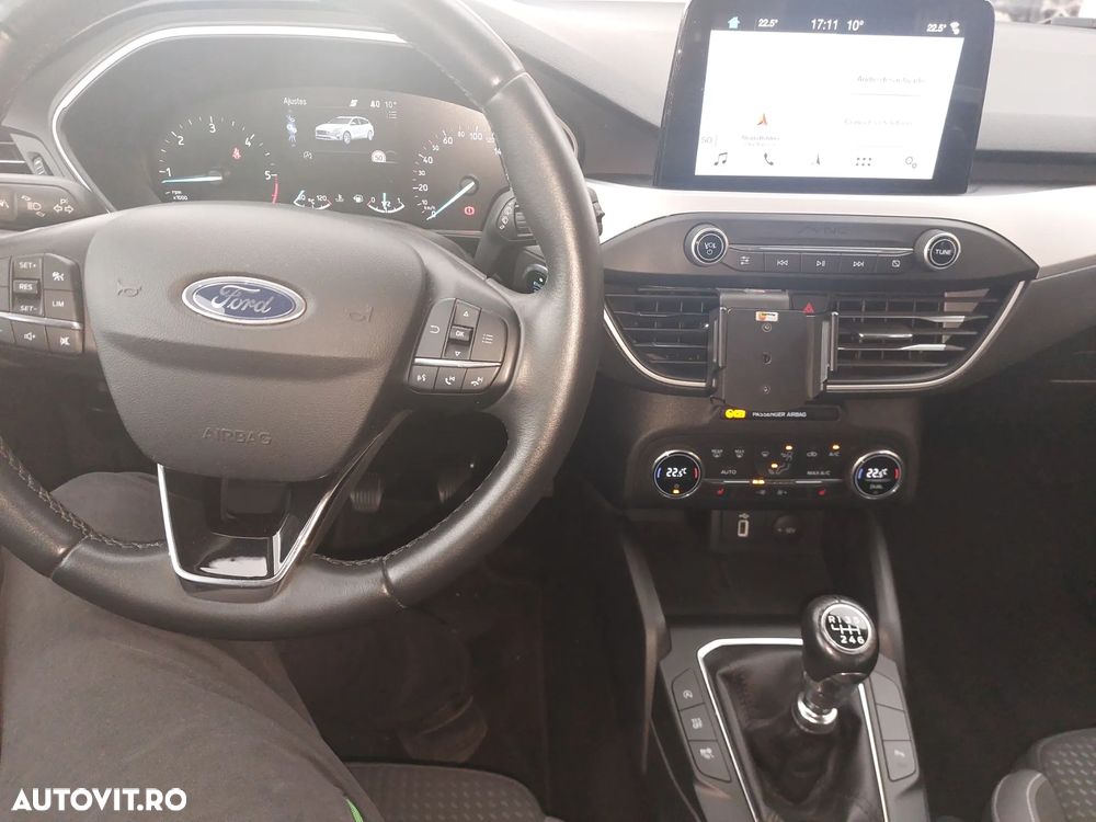 Ford Focus 1.5 TDCi Trend - 12