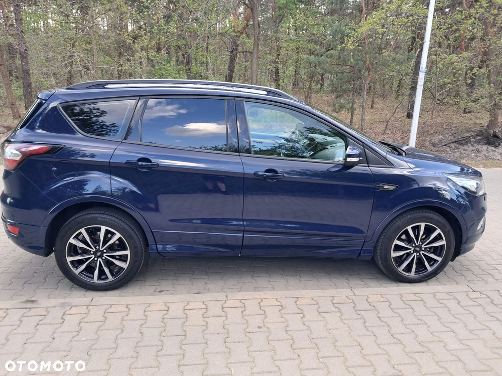 Ford Kuga 2.0 TDCi 4x4 ST-Line - 7
