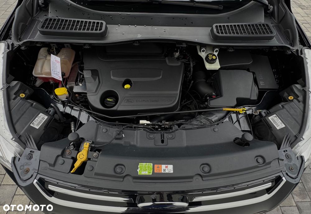 Ford Kuga 2.0 TDCi 2x4 Titanium - 37