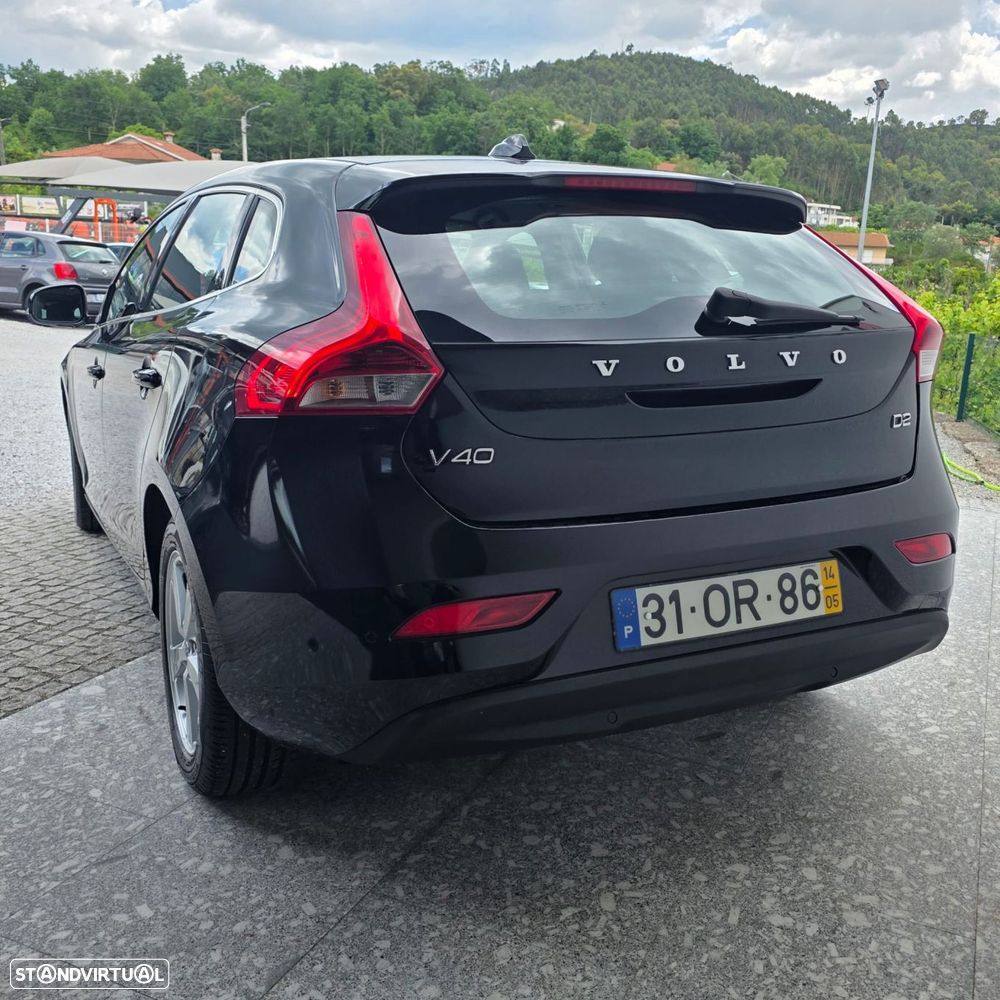 Volvo V40 1.6 D2 Momentum - 17