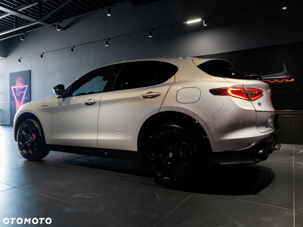 Alfa Romeo Stelvio 2.0 Turbo Veloce Q4 - 5