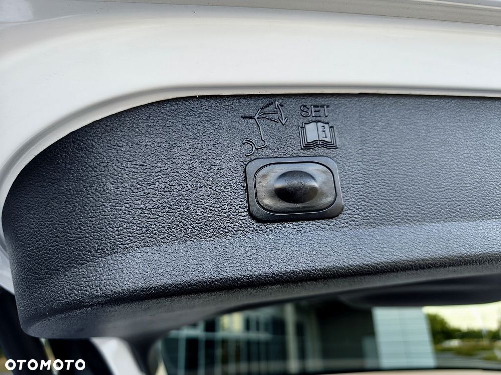 Ford Kuga 2.0 TDCi Titanium - 25