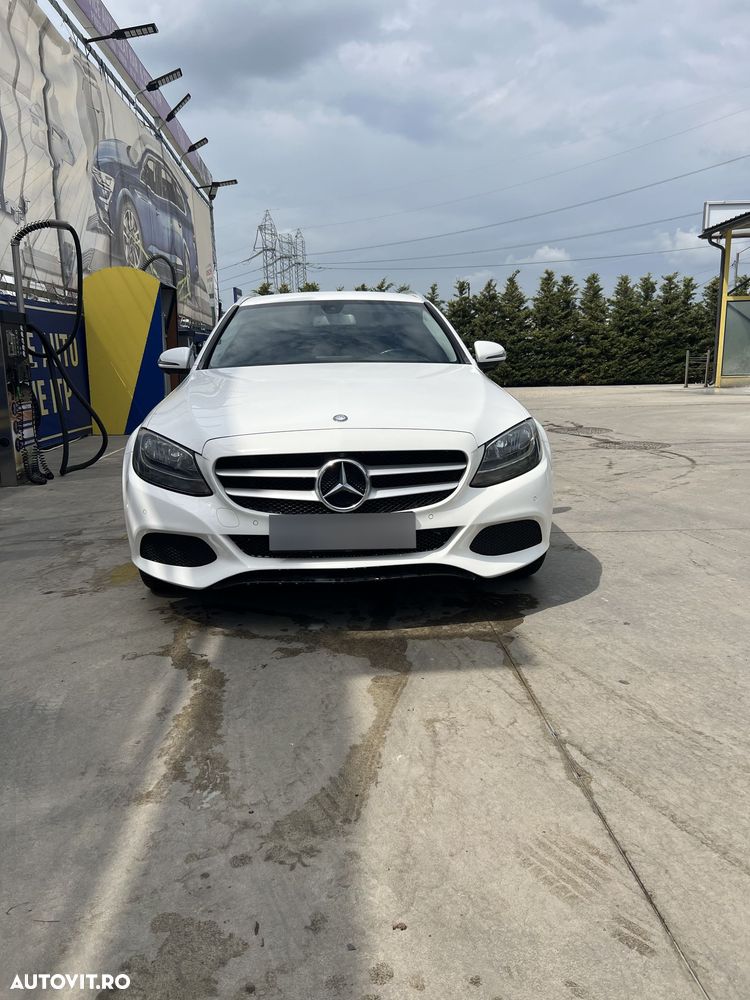 Mercedes-Benz C - 3