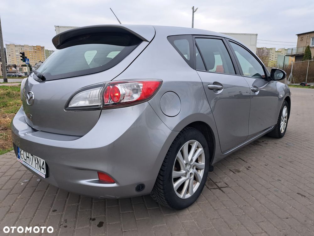 Mazda 3 - 4