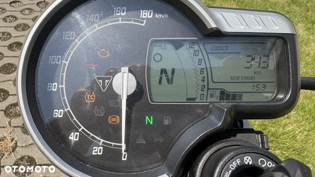 Triumph Inny - 2