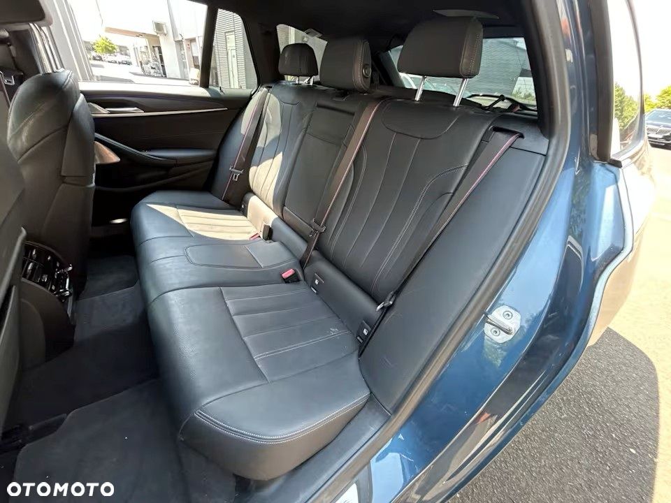 BMW Seria 5 540d xDrive M Sport Edition - 28